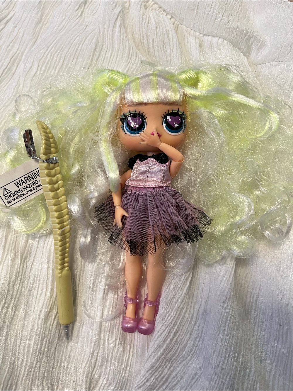 L.O.L. Surprise! Doll with Neon Lime & Lavender Hair and Pink Shoes
